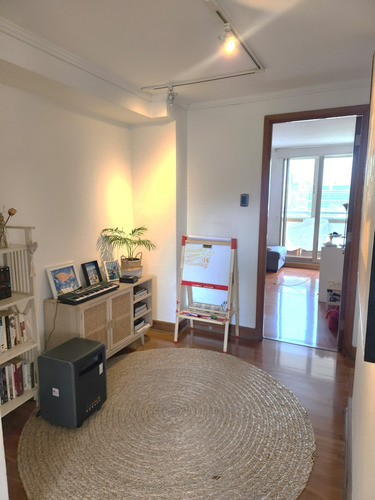 Remodelado Frente Parque Bicentenario. Venta Dueños Directo