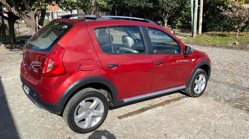 Imagen 12 de 12 de Renault Sandero Stepway 1.6 Confort 105cv 2010