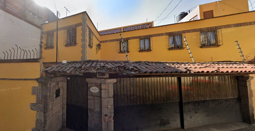 Casa En Venta En Colonia El Reloj. Coyoacan... Acceso Principal A Calle Diego Rivera, Cerca De Av Division Del Norte.