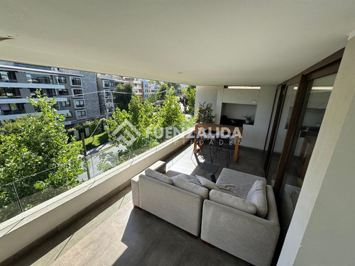 Departamento En Arriendo De 4 Dorm. En Lo Barnechea