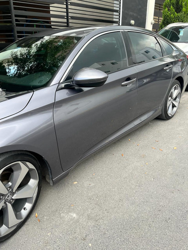 Honda Accord 2.0 Touring At