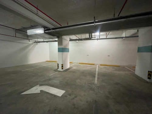 Oficinas Edificio Venta Alquiler Piantini, Santo Domingo