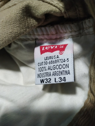 Pantalón Levis De Pana Para Hombre En Buen Estado W32 L34 (Usado)