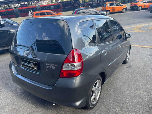 Imagem 9 de 10 de Honda Fit 1.4 Lx 16v Flex 4p Manual 2007