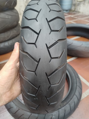 Pneu De Moto. Par Pcx Traseiro Riscado Dianteiro Meia Vida. (Usado)