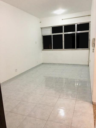 Apartamento Com 2 Quartos À Venda No Centro - Ap43961