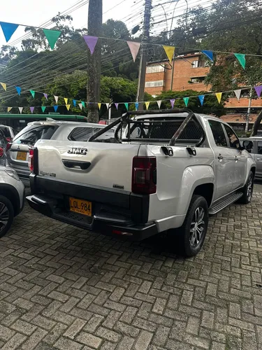 JMC Vigus 2.4 MT 4x4 Diesel