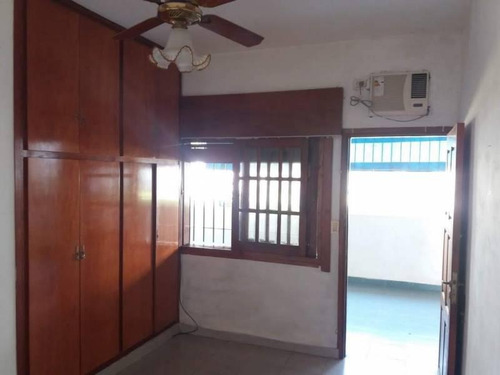 Imagen 17 de 24 de Se Vende Casa De 3 Dormitorios Con Cochera. Muy Buena Ubicacion