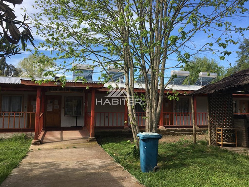 Venta De Hermoso Centro Turístico En Quinamávida, Colbún.