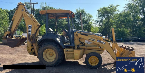 Retroexcavadora 2005 John Deere 310g 4x2