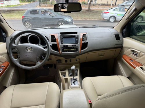 Toyota Hilux SW4 Hilux SW4 SRV D4-D 4x4 3.0 TDI Dies. Aut