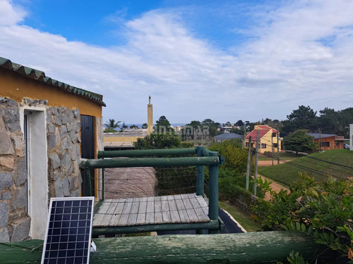 Chalet De 2 Plantas En Manantiales A Pasos De La Playa