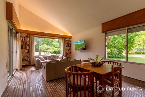 Imagen 4 de 30 de Casa En Rincón Del Indio, 6 Dormitorios Más Dependencia - Punta Del Este Rincón Del Indio