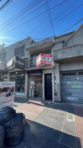 Venta Local Sobre Avenida Lanus