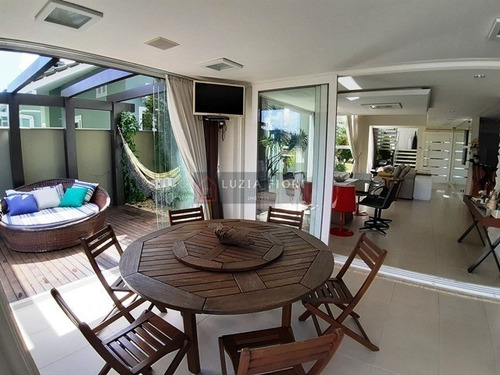 Imagem 10 de 28 de Gloria - Residência Alto Padrão - Averbada - Com Excelente Acabamento E Muito Bom Gosto Ideal Para Você Que Gosta De Receber Amigos - Ampla - 137 - 69392459