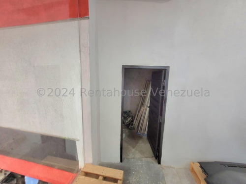 Milagros Inmuebles Edificio Venta Barquisimeto Lara Zona Centro Economica Residencial Economico Comercial Código Inmobiliaria Rent-a-house 25-140