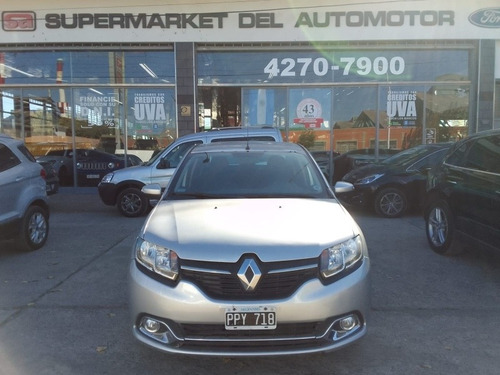 Imagen 2 de 15 de Renault Logan 1.6 Privilege