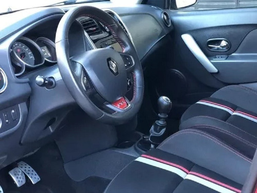 Renault Sandero Rs Motor 2.0 6mt Color Rojo 5 Puertas 2017