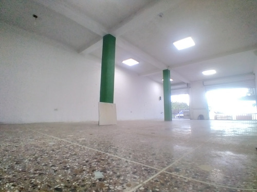 Francisco Rojas Norscia Rentahouse Te Alquila Magnifico Local A Pie De Calle En Agua Viva Cabudare, En Zona Comercial Fluida, 2 5 - 5 2 6 4, Con Potencial Comercial Para Cualquier Ramo, Llama Ya!!!