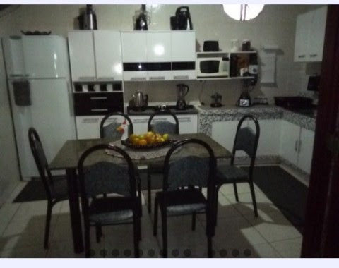 Imagem 7 de 14 de Casa Em Ótima Localização