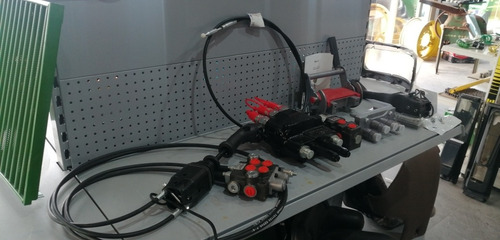 Accesorios Para Palas Frontales, Joystick, Lingas, Bancos Et