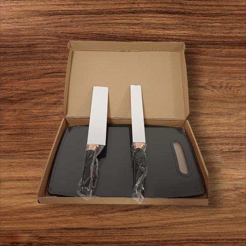 Set De Tabla Para Picar Y 2 Cuchillos Ecko Lisa Negro