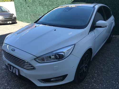 Ford Focus Titanium 2.0l At Año 2016 - Liv Motors