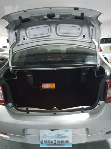 Renault Logan 2016 1.6 Dynamique