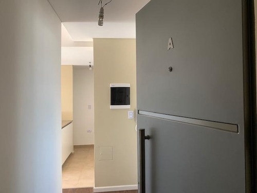 Imagen 2 de 12 de Oportunidad!! Departamento 2 Ambientes Venta Escobar