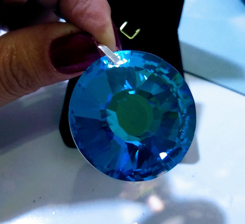 Imagem 5 de 6 de Pingente Mandala Cristal Swarovski 4 Cm Blue Ab Prata 925