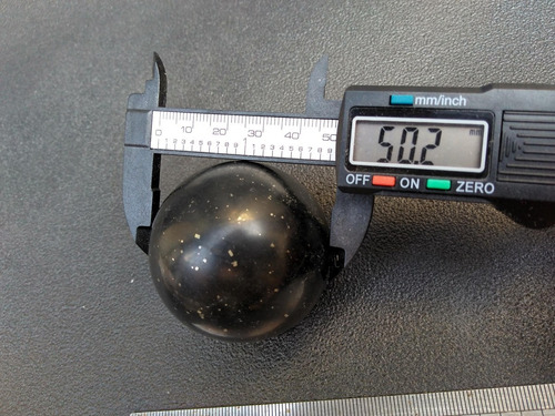 Gotica: Mineral Esfera Onix Negro Con Pirita Zox Sfm5s
