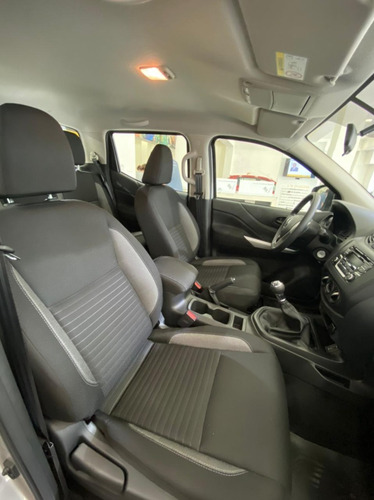 Imagen 7 de 22 de Renault Alaskan Confort 2.3 Dci Mínimo Anticipo Y Cuotas Se