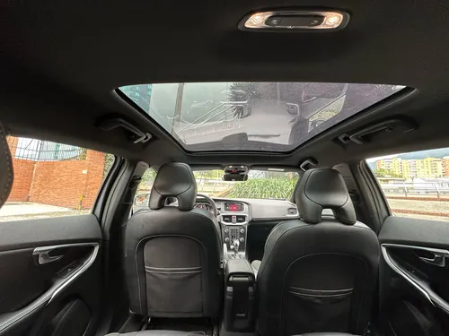 Volvo V40 2.0 T4 Drive-e R-design