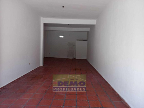 Imagen 2 de 8 de Local - Grand Bourg
