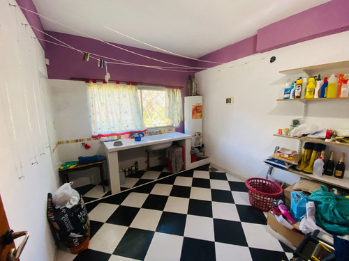 Venta Casa 6 Ambientes Cochera Longchamps