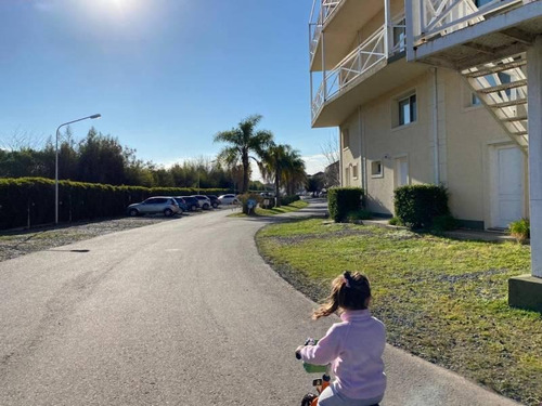 Venta - Amplio Triplex En Altos Del Molino - Bayugar Negocios Inmobiliarios