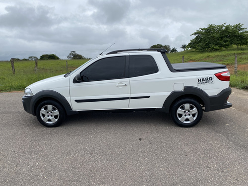 Fiat Strada 1.4 Hard Working Cab. Dupla Flex 3p