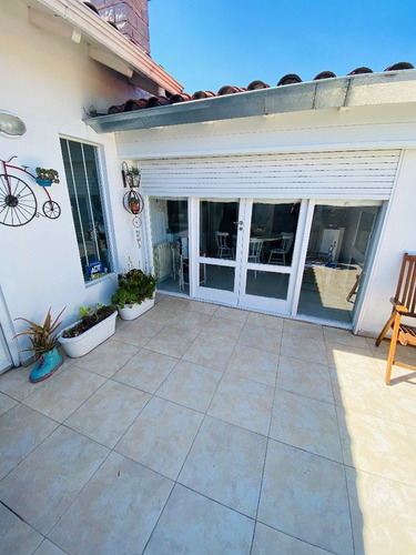 Imagen 6 de 16 de Venta Ph Playa Grande