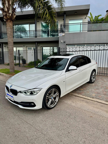 BMW Serie 3 3.0 330i Sedan Sport Line 252cv