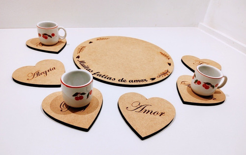 Imagem 2 de 5 de Base Para Bolo + 6 Porta Xicaras Com Palavras Em Mdf