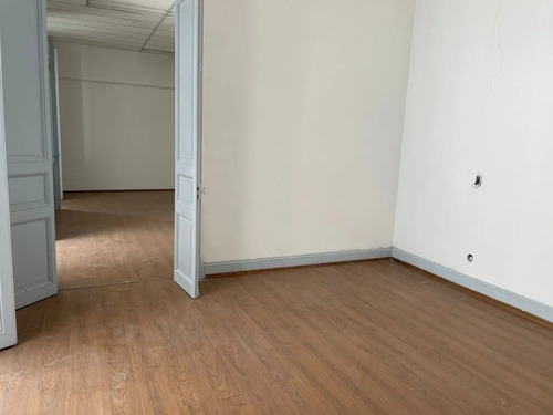 Imagen 4 de 13 de Imperdible! Piso Con 10 Ambientes Ideal Negocio Centro!