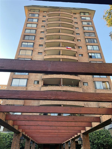 Departamento En Venta De 4 Dorm. En Las Condes