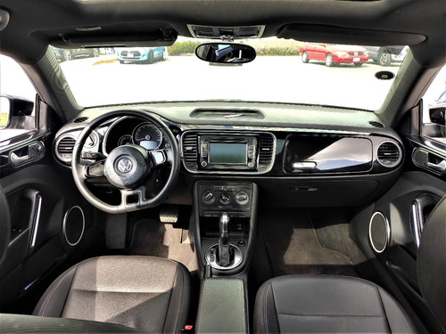 Volkswagen Beetle Sport 2014