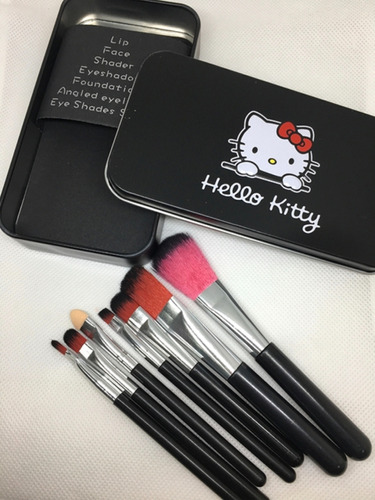 Set De Brochas Para Maquillaje Hello Kitty