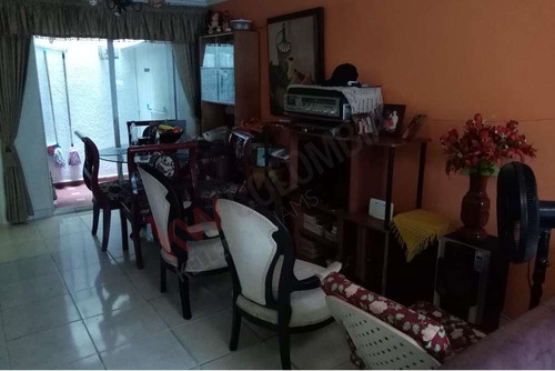 Venta De Cómoda Casa En Sector Estratégico Del Barrio Olaya En La Ciudad De Barranquilla-6070