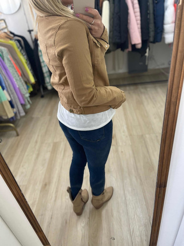 Imagen 3 de 10 de Campera De Jean Blanca Negra Rosa Verde Mujer The Big Shop