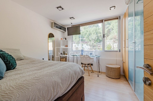 Casa En Venta De 5 Dorm. En Sector La Reserva Chicureo