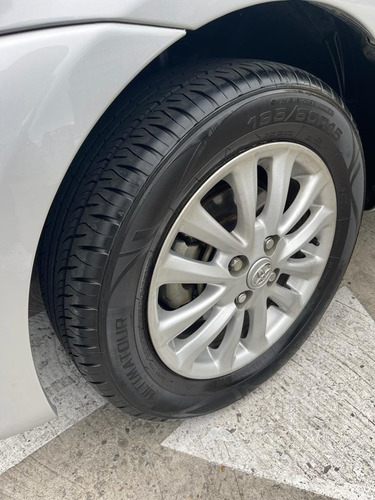 Imagen 9 de 9 de Toyota Etios