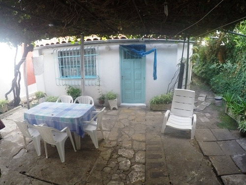Imagen 15 de 17 de Casa 5 Amb C/dpto Y Patio .venta