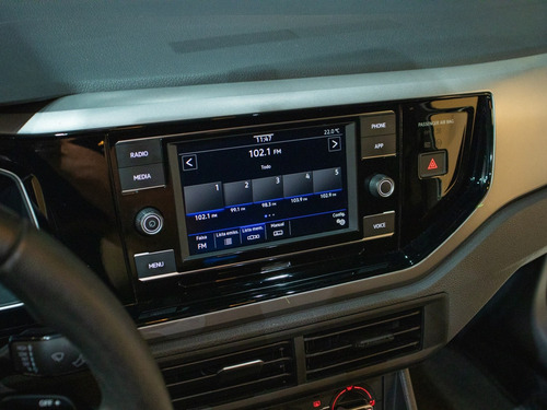 Volkswagen Nivus 1.0 200 TSI TOTAL FLEX COMFORTLINE AUTOMÁTICO